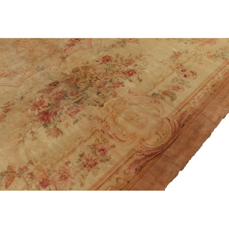 Hand Knotted Wool Floral Area Rug