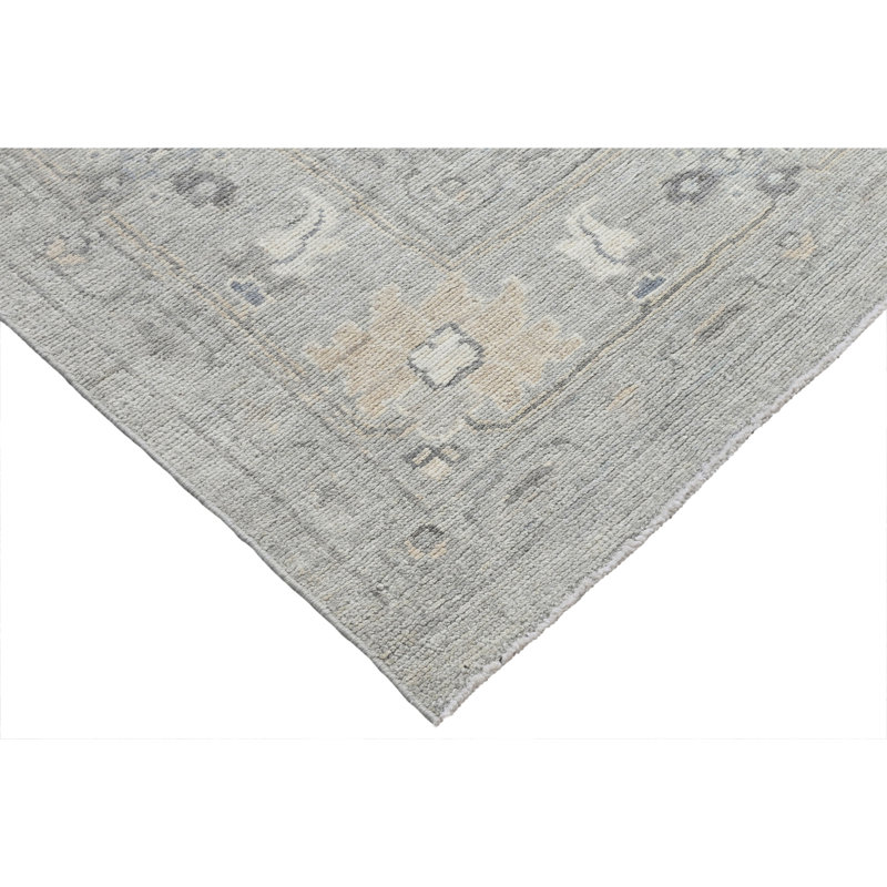 Tapis gris et argent noué à la main de haute qualité