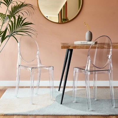 Chaise de salle à manger empilable