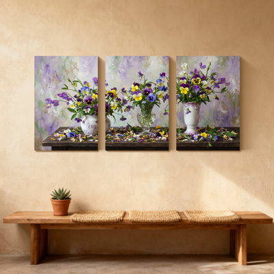 Plantes et fleurs, arrangement floral sur table en bois avec ensemble de 3 impressions murales sur toile