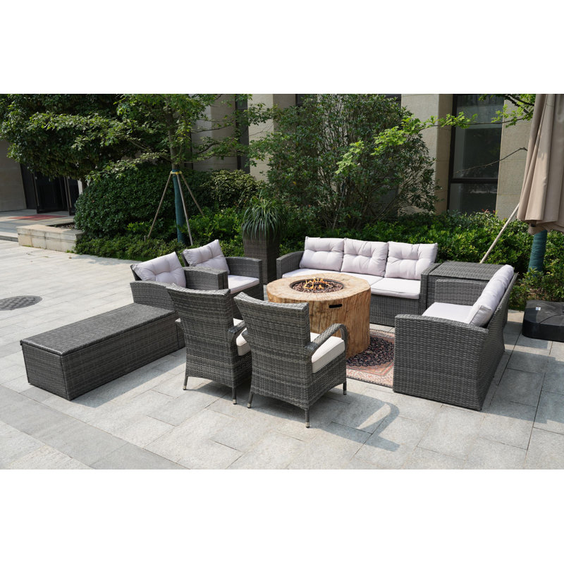 Ensemble de conversation avec coussins pour 9 personnes Humphrey Wicker / Rattan
