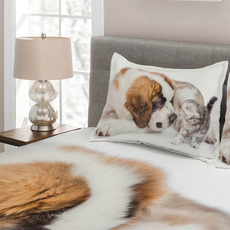 Dog And Cat Farmhouse / Country Polyester Coverlet, King Bedspread + 2 Shams