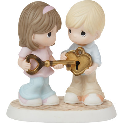 Precious Moments Couple tenant une serrure de cœur et une clé 5,2 pouces