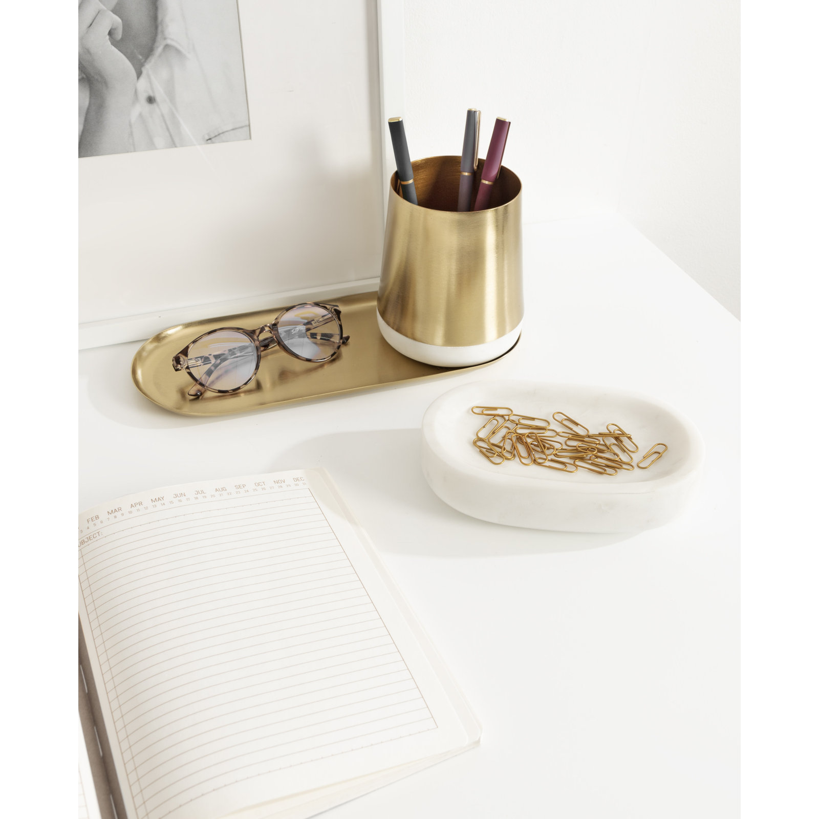 Montae Metal Stackable Desk Organizer, White/Gold
