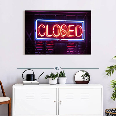 Tergel Closed Neon Sign