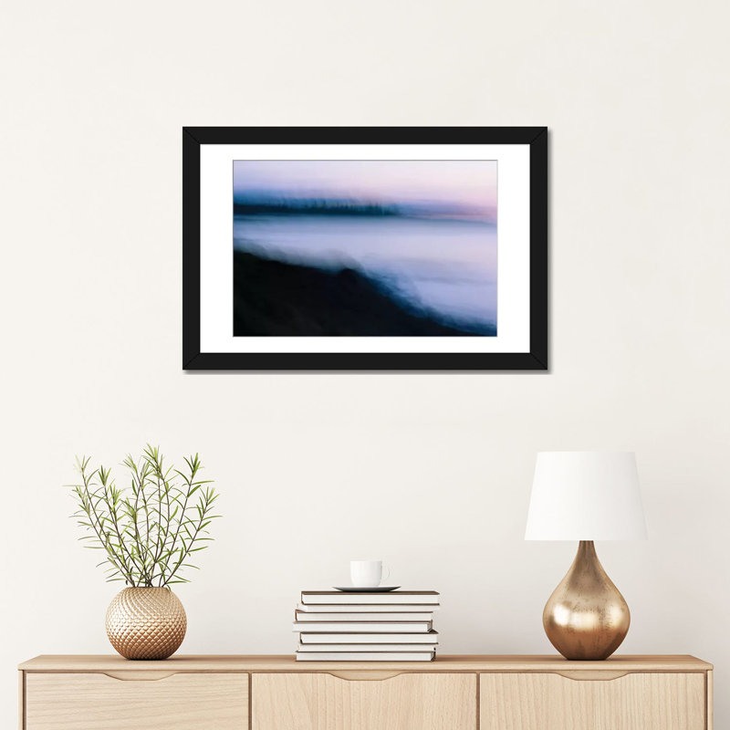 «By the Sea», impression sur toile, H 16 po x l 24 po x P 1 po, Papier beaux-arts encadré noir, Blanc