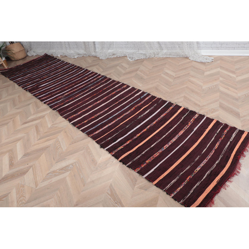Tapis de couloir kilim classique noir avec rayures
