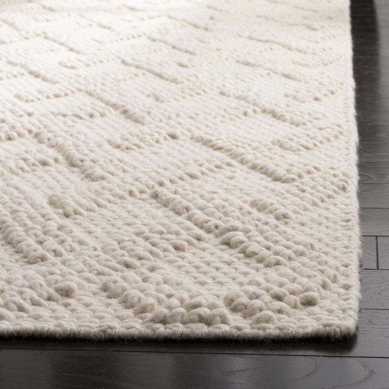 Aldeline Geometric Handmade Flatweave Wool Beige Area Rug, Rectangle 5' x 8'