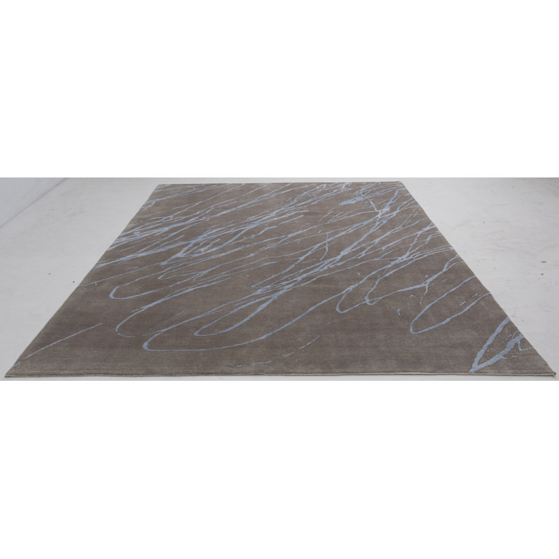 Handmade Cotton and Silk Abstract Area Rug