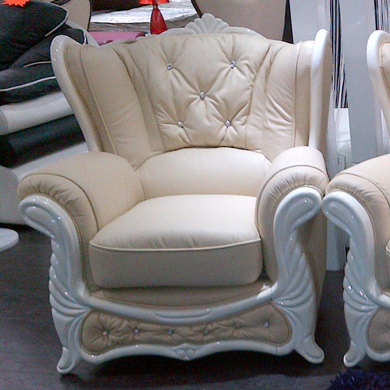 Click Upholstered Armchair
