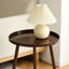 Table d'appoint ronde avec bord incurvé et conception à 3 pieds - Table d'appoint en métal robuste pour le salon, la chambre à coucher, le balcon, l'intérieur et l'extérieur