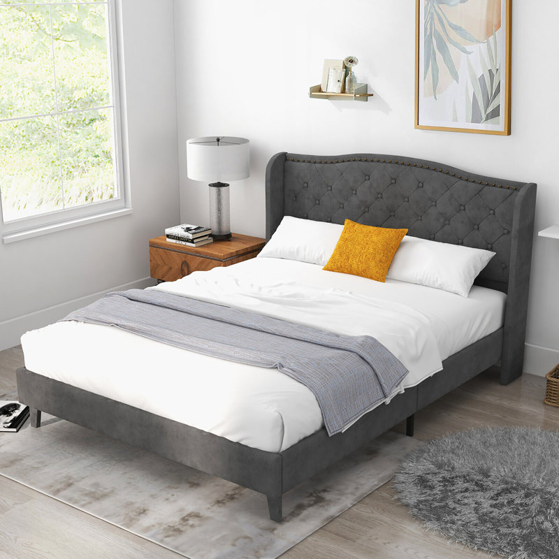 Grand lit plateforme tapissier Firmina