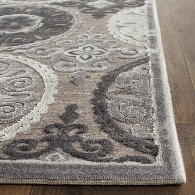 Paradise Performance Oriental Rug, Rectangle 2'3" x 4'