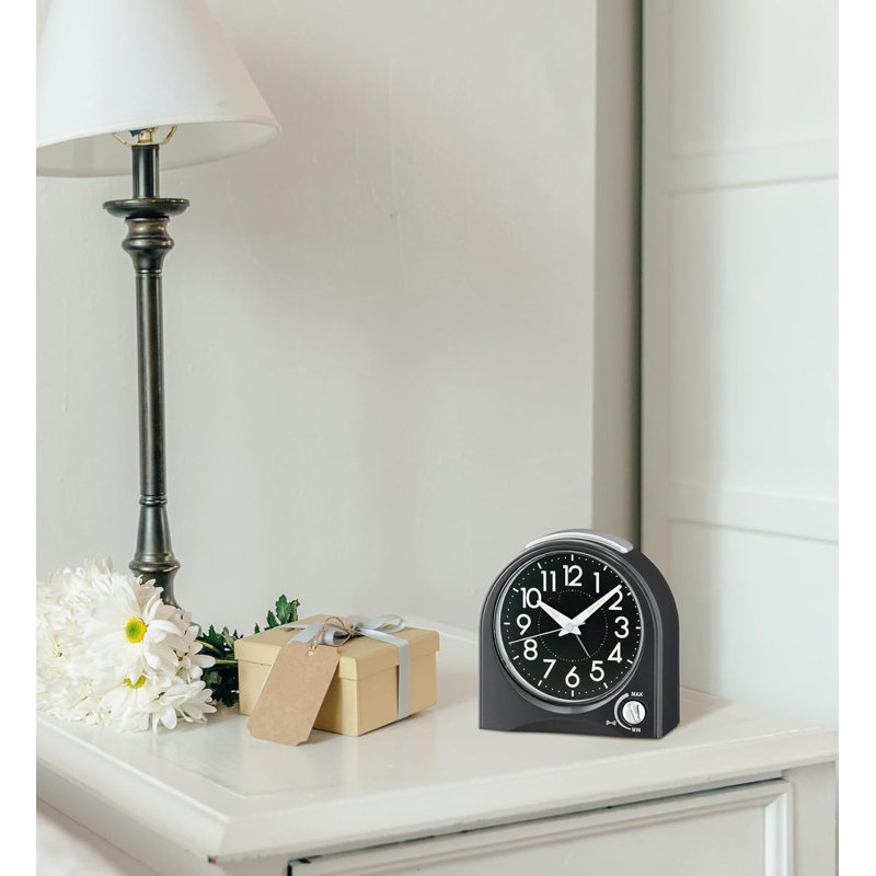 A Non Ticking Desk/Alarm Clock