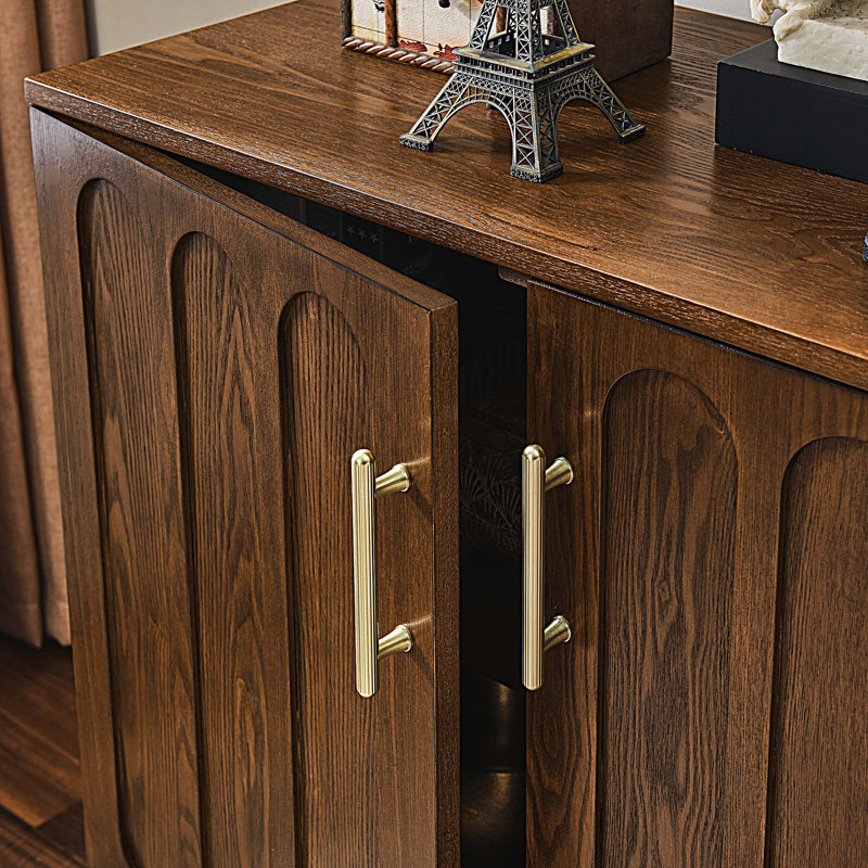 Buffet avec tablettes réglables et pieds en bois massif de style Mid-Century, Noyer