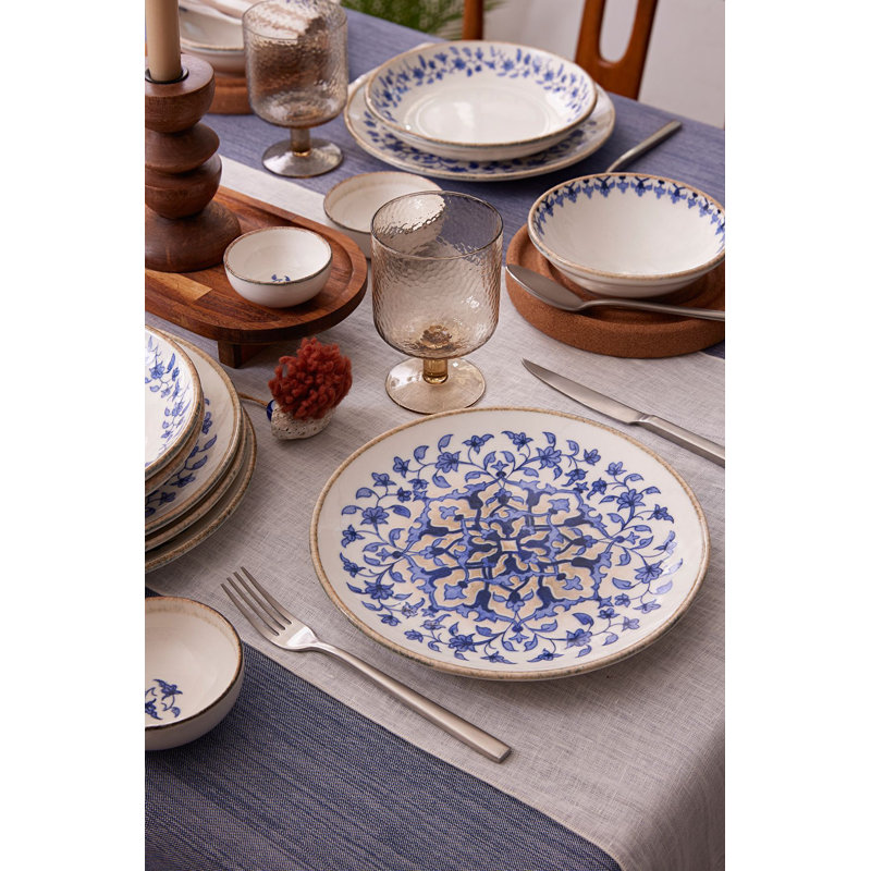 Service de table (18 pièces)
