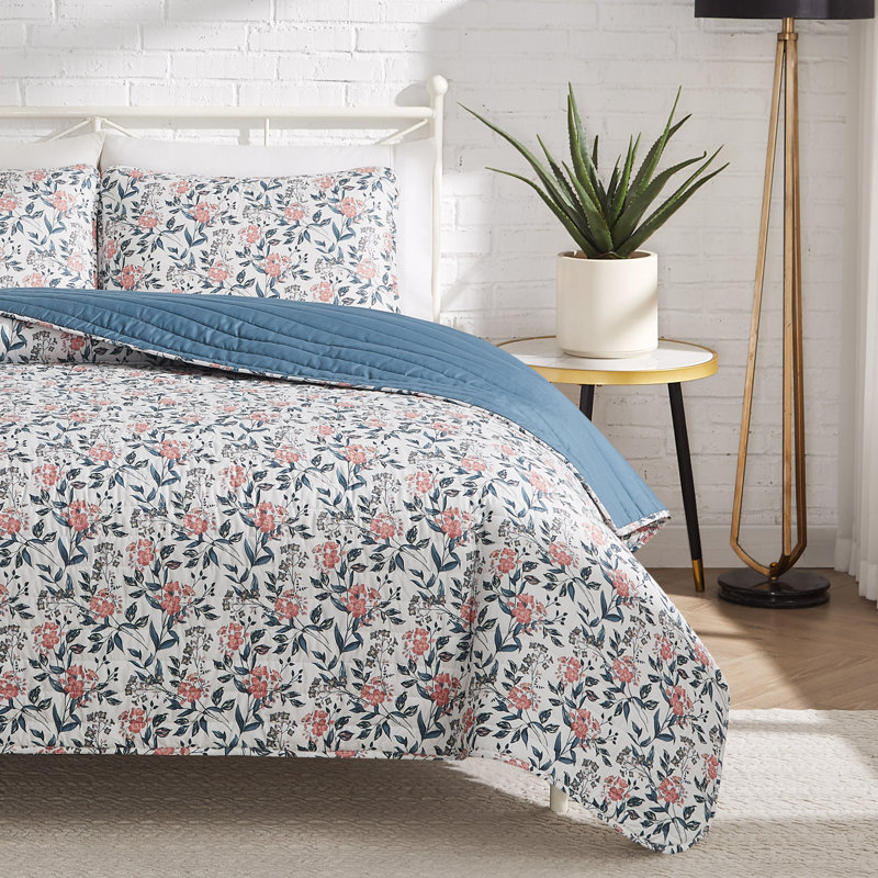 Lucky Brand Vintage Charm Reversible Quilt Sets, King