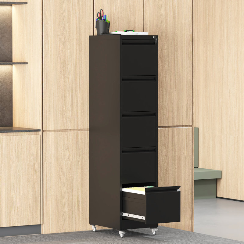 Classeur vertical à 5 ​​tiroirs avec roulettes et serrure pour bureau, grande capacité de rangement, tiges réglables pour dossiers A4/lettre/légal, glissières à roulement silencieux, mobilité et stabilité faciles, noir sur roulettes.