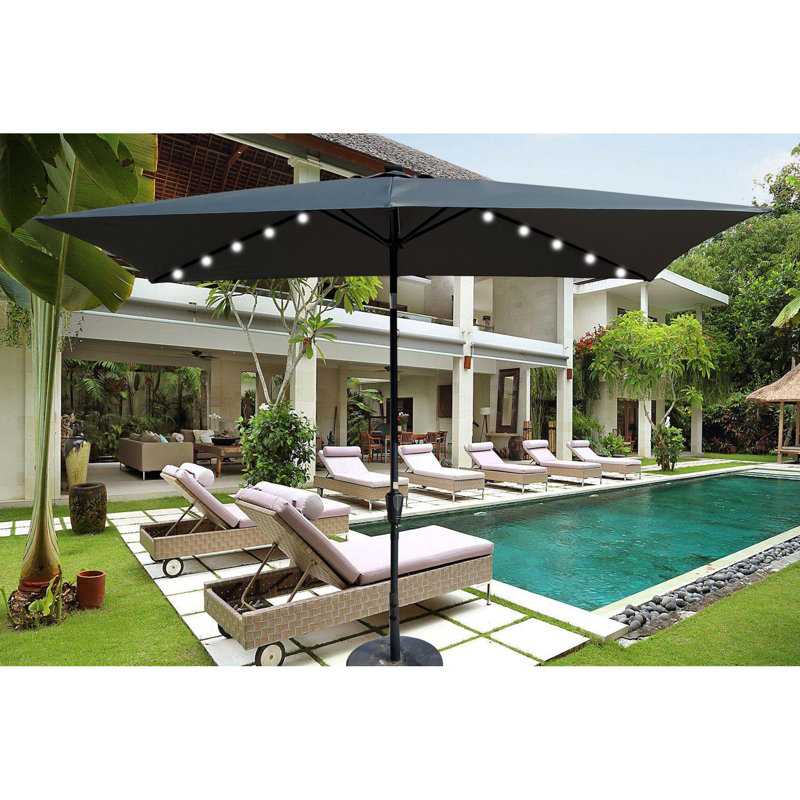 Parasol de jardin rectangulaire à DEL 10 pi x 6,5 pi Auvent, manivelle et inclinaison faciles. Pour les espaces extérieurs comme la cour, le patio, la piscine. Poteau noir 10 pi x 6,5 pi avec Fonctionnement inclinable et imperméable. Jardin