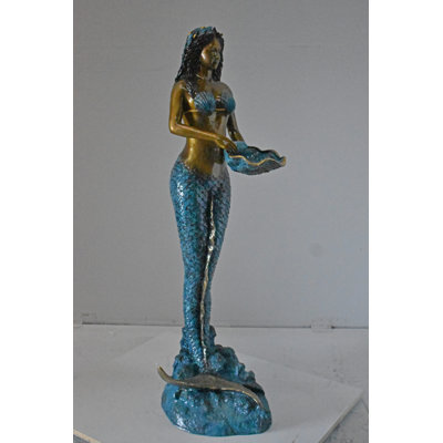 Alysia Metal Sculptural Fountain