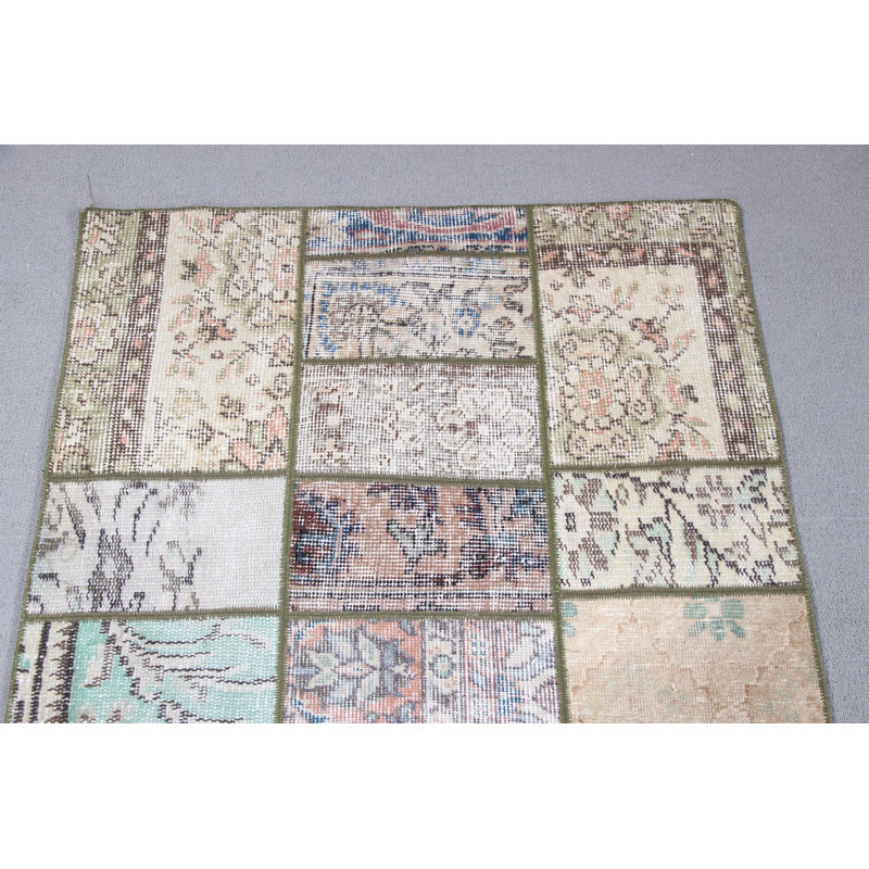 Tapis traditionnel turc pour couloir en beige