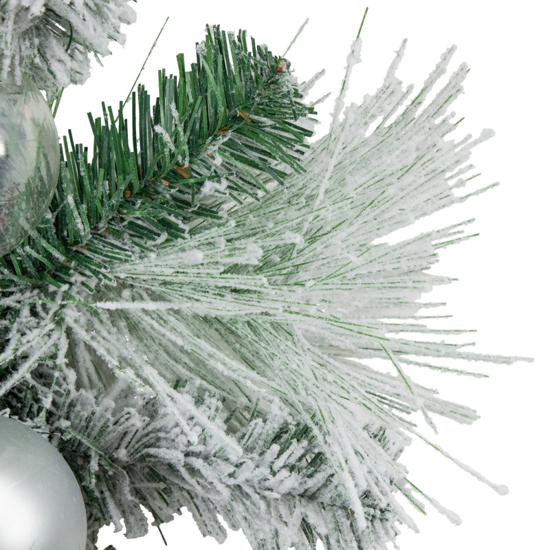 Guirlande de Noël 6 pi en pin artificiel avec ornements irisés