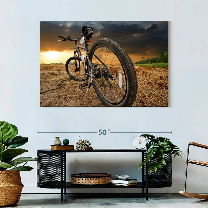 Coucher de soleil Mehar au-dessus d'un vélo, H 32 po x l 48 po