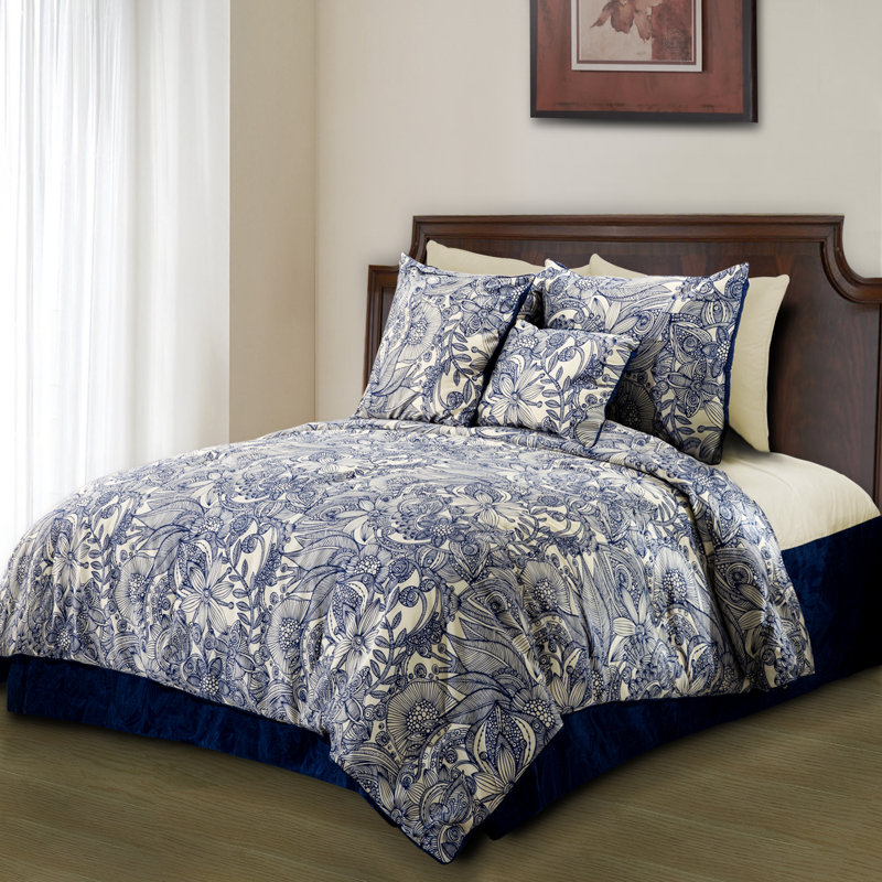 Flowers And Doodles Modern & Contemporary Polyester Floral Duvet Cover, King