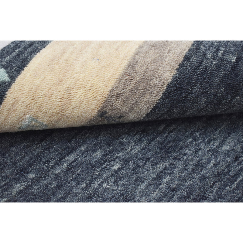 Hand Knotted Wool Area Rug in Black/Beige/Gray/Blue, Rectangle 4' x 6'