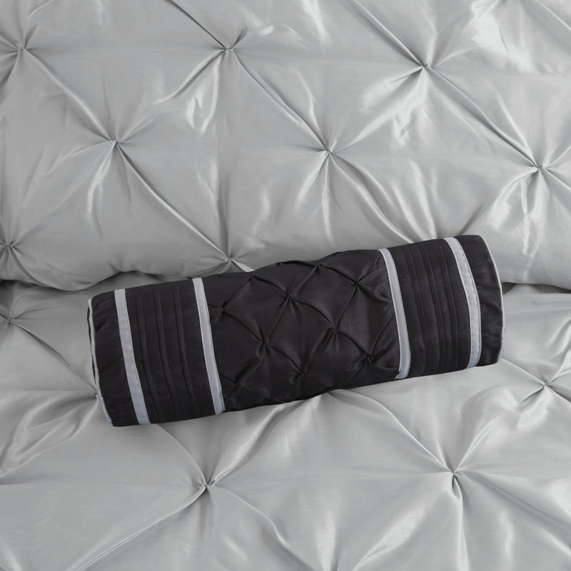 Ensemble de literie complète élégante 7 pièces, 100% polyester, conception capitonnée pour les chambres à coucher modernes
