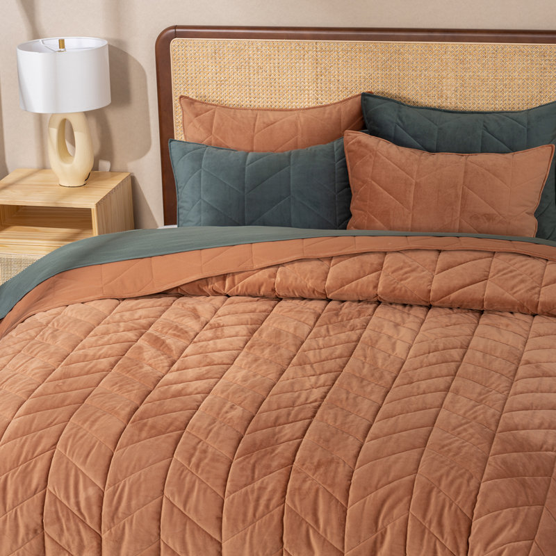 Ultra Soft Velvet Quilt Set, King Quilt + 2 King Shams, Burnt Orange