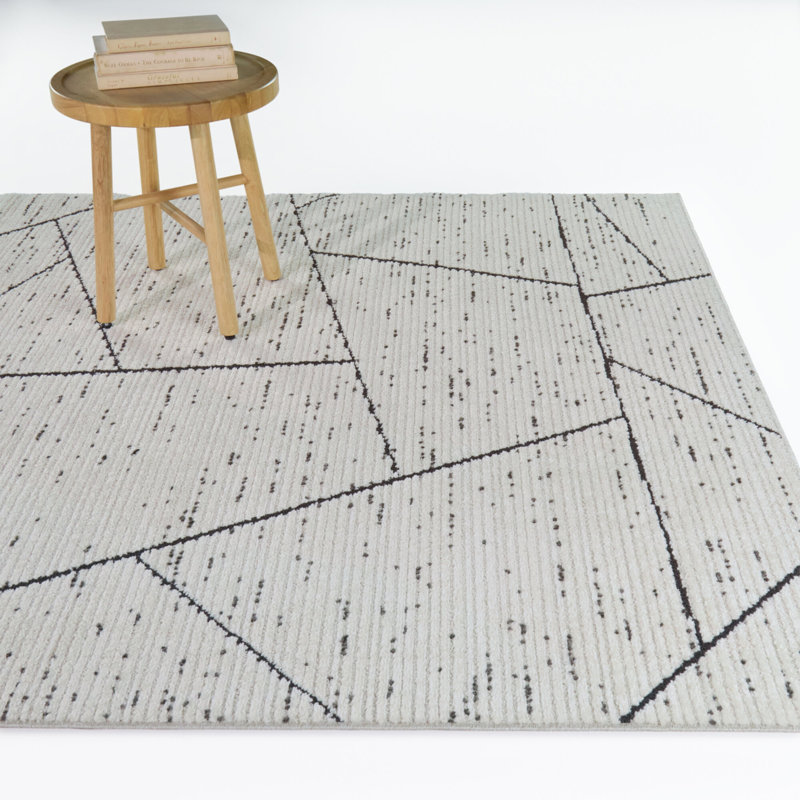 Berlinde Cream/Black Textured Geometric Area Rug, 5'3" x 7'