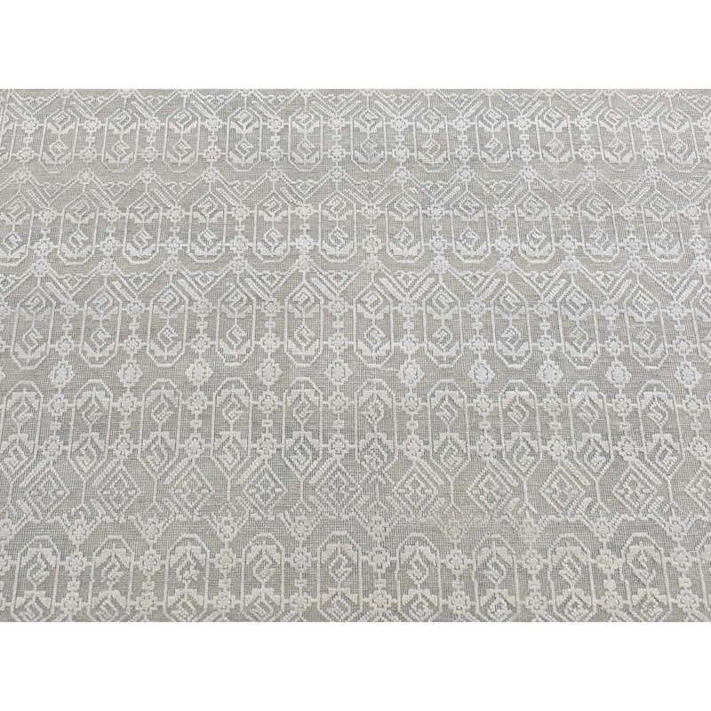 Tapis gris en soie noué à la main 6 pi x 9 pi 1 po 74FB4CAD4B6E4F14AA89F698B2589924