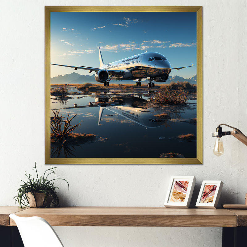 «Futuristic L'interpretation of Silver Space Plane I», reproduction sur toile, Cadre doré simple, H 16 po x l 16 po x P 1 po