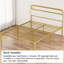 Structure de lit plateforme en métal et acier avec tête de lit confortable pour grand lit - beige et grand lit doré dans la chambre à coucher +