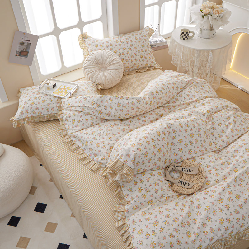 Microfiber Floral Print Comforter Set, Full Comforter + 2 Pillowcases