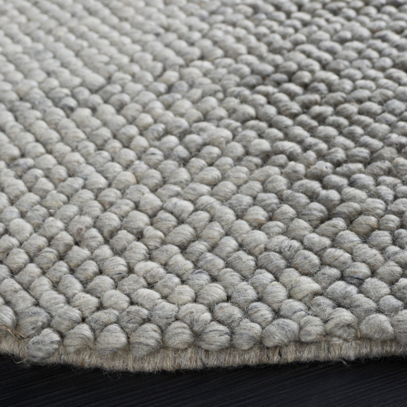 Almus Handmade Tufted Wool Silver Area Rug, Rectangle 3' x 5'