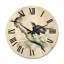 Horloge murale en bois-63903342-125964717
