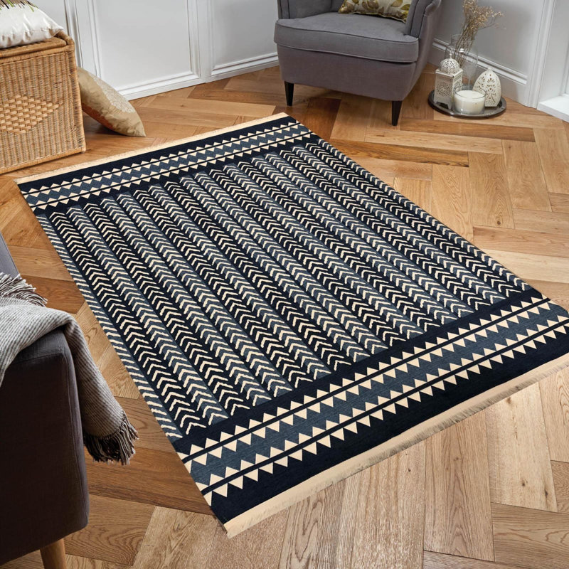 Tapis en coton tissé à la machine Edurne, Rectangle 4 pi 11 po x 7 pi 7 po