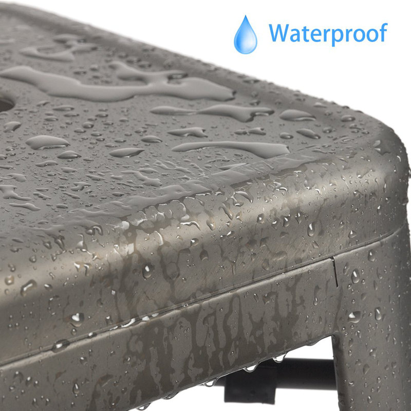 Lehman Stool, Pistolet