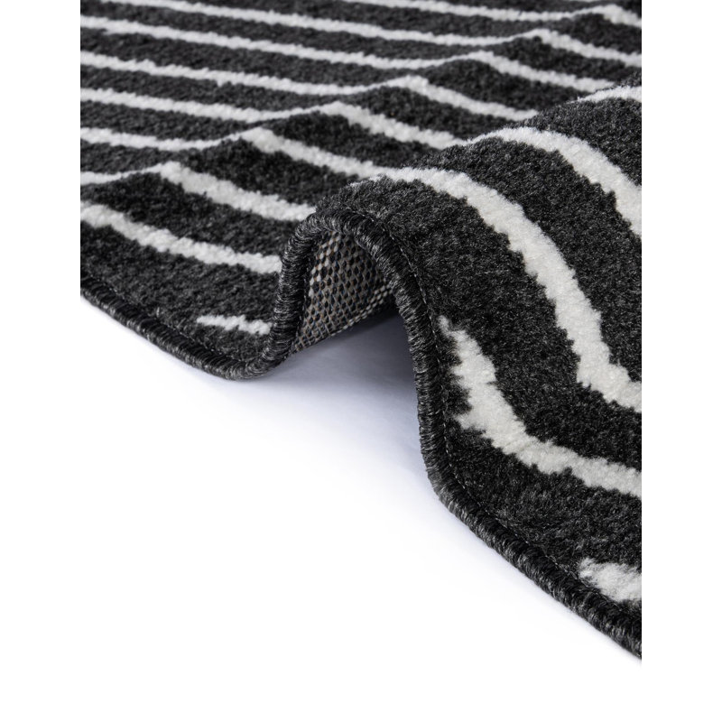 Latitude Run® Orkla Nikolis Rug Black, Rectangle 5'1" x 7'1"