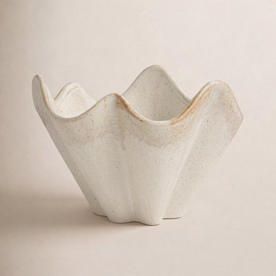 Round Stoneware Ruffled Bowl with Reactive Glaze