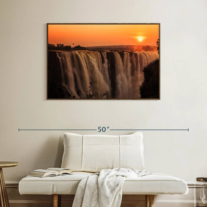 Chutes majestueuses de Victoria, Cadre flottant en noyer, 40 po x 27 po