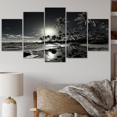 Hawaï noir et ombres blanches d'Aloha I - salon nautique et plage - 5 panneaux