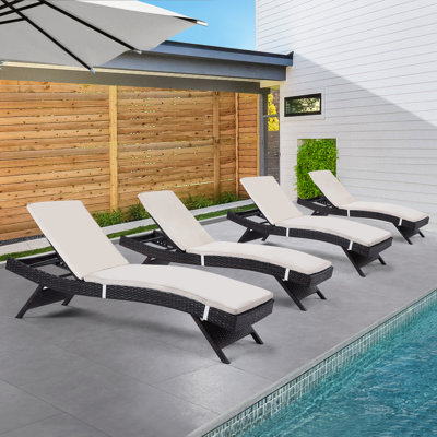 Outdoor Chaise Lounge (Set Of 4) With Cushion