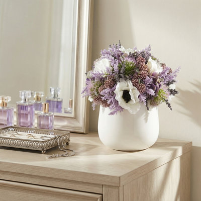 Anemone Centerpiece with Thistle and Berries