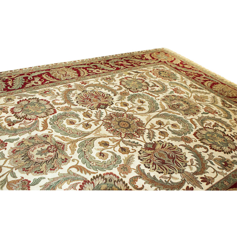 Hand Knotted Wool Area Rug in Ivory And Red