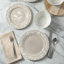 Service de table 12 pièces taupe Martha Stewart Maiden Crown-116182008