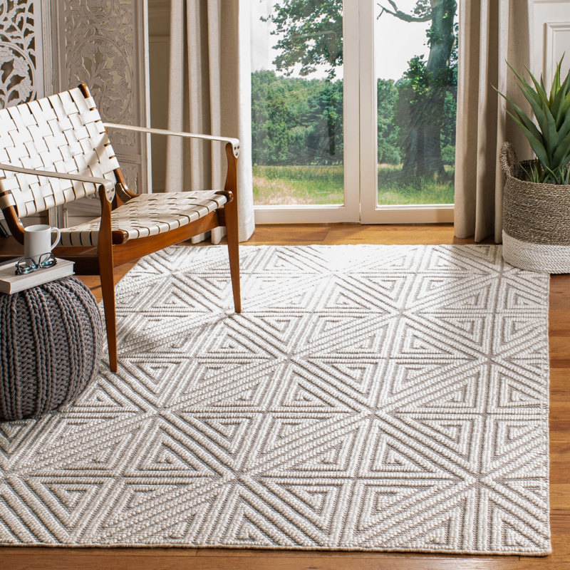 Scheller Natural Fiber Hand Woven Viscose/Cotton Geometric Rug in Gray/Ivory, Rectangle 8' x 10'