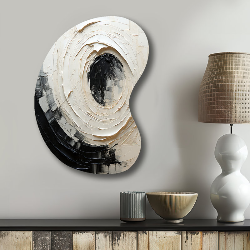 «Minimalist Spiral - Asymmetric Abstract Spirals», art mural en métal à forme unique, H 31 po x l 22 po